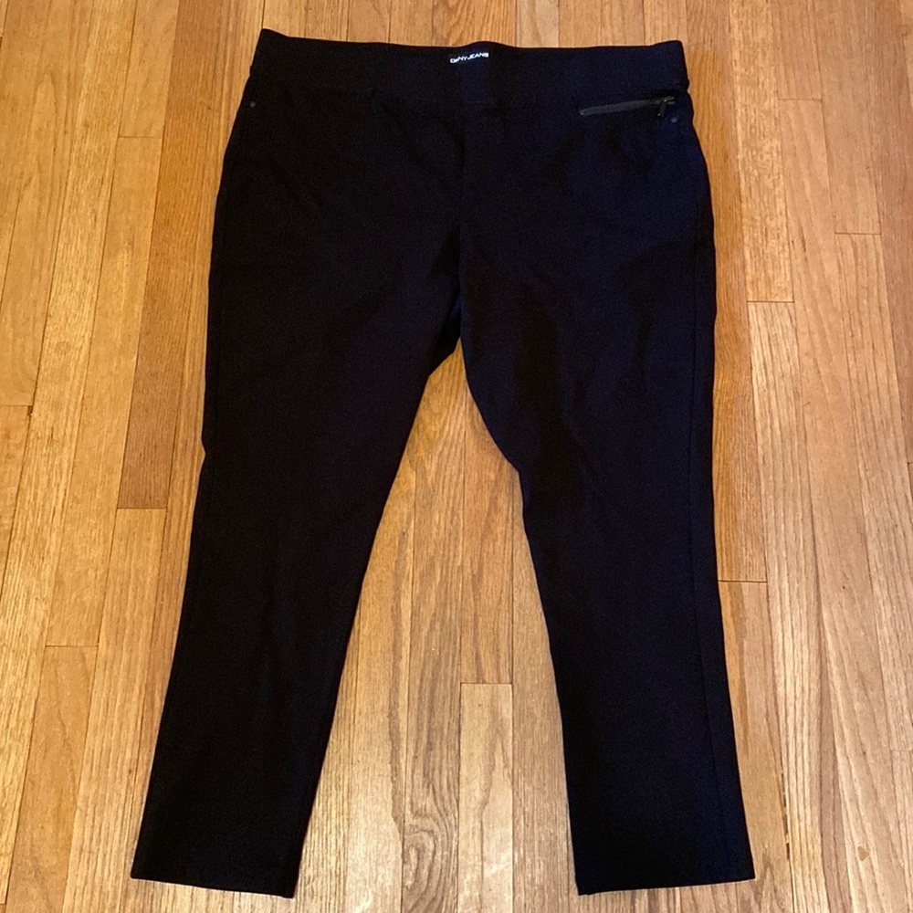 DKNY Jeans XXL Women's Black Ponte Pant Pockets, Zipper Pocket Elastic Pull On